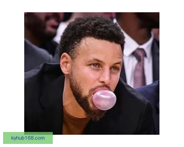 库里推迟5v5训练复查健康状况 回归赛程存不确定性